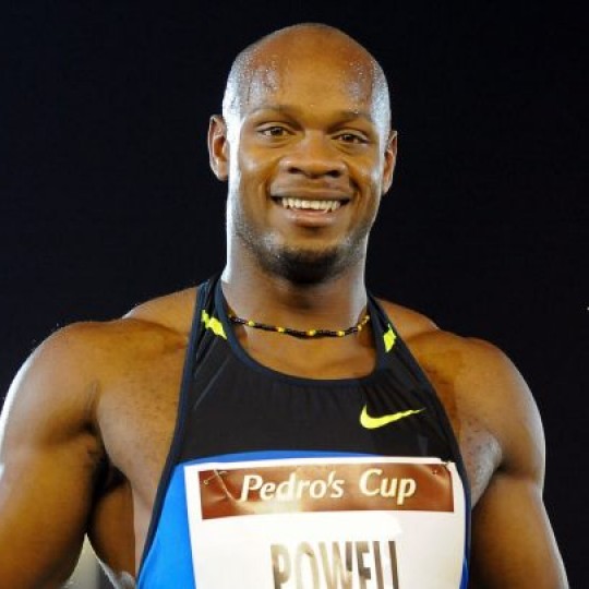 Asafa Powell wins in Guadeloupe