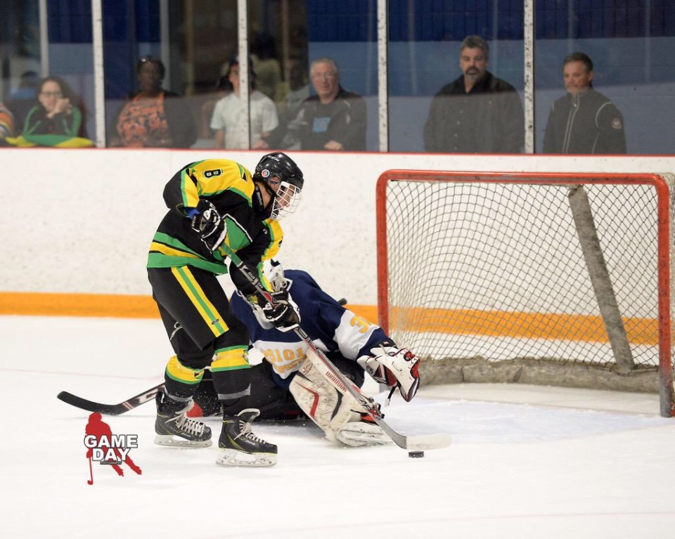 Jamaican U16 Ice Hockey Team defeated PS101 Prospects from Bradford